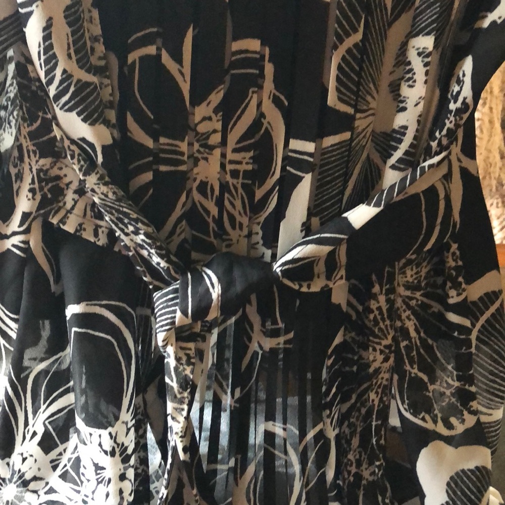 Loft Blouse - Picture 5 of 5